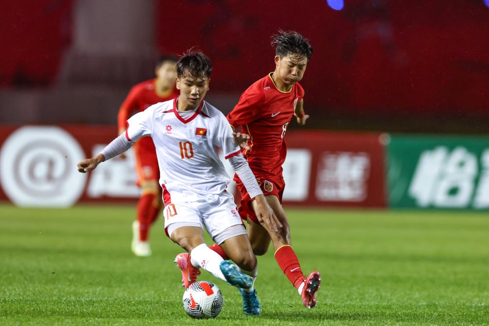 日本U22本月大名单：小杉启太领衔5留洋，1名大学生球员入选